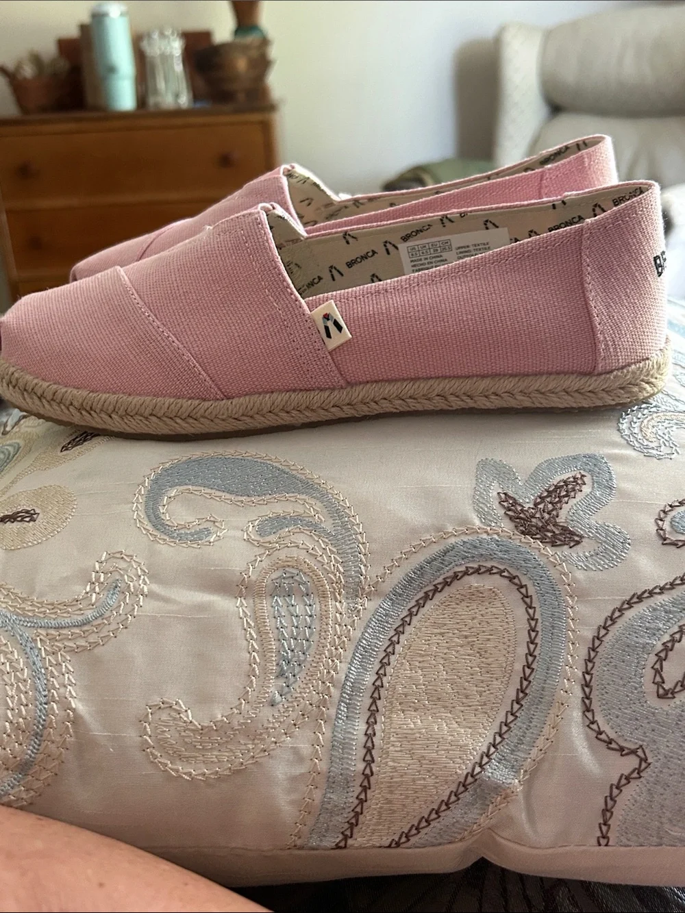 Bronca Pink Canvas Slip-On Flats